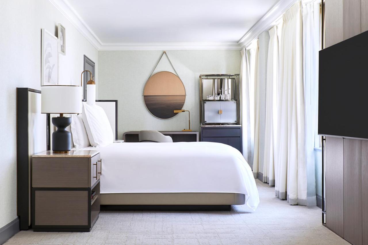 Beverly Wilshire, A Four Seasons Hotel 5*